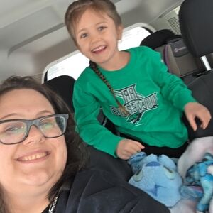 Meet your Posher, Katelyn